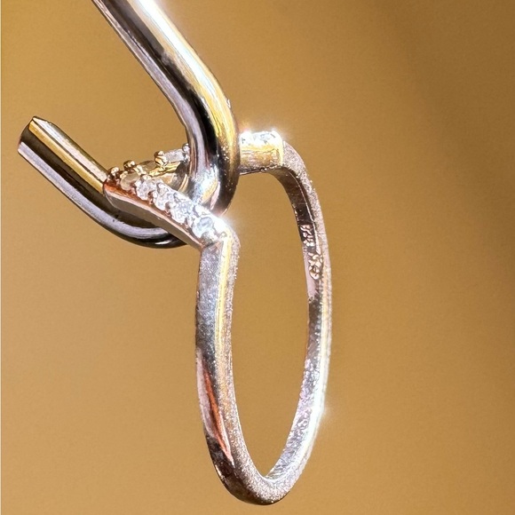 Genuine Diamond V Ring (1/10 ct. t.w.) in Sterling Silver, Size 5 - Picture 8 of 16